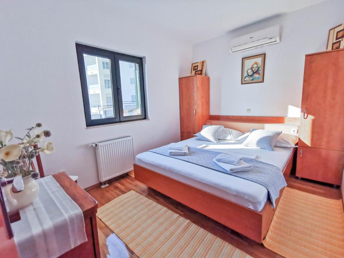 Apartments Vukovic Vanja Макарска Экстерьер фото